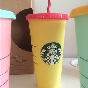 Starbucks color changing cup